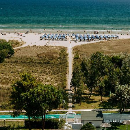 Hotel Holiday Vasto Kültér fotó