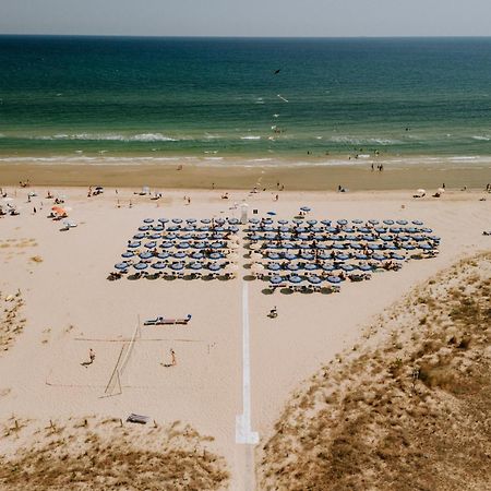 Hotel Holiday Vasto Kültér fotó
